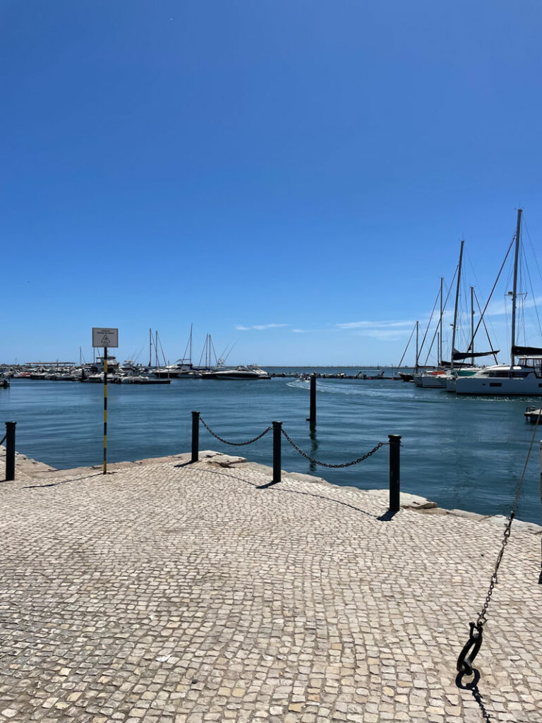 Hafen in Portugal